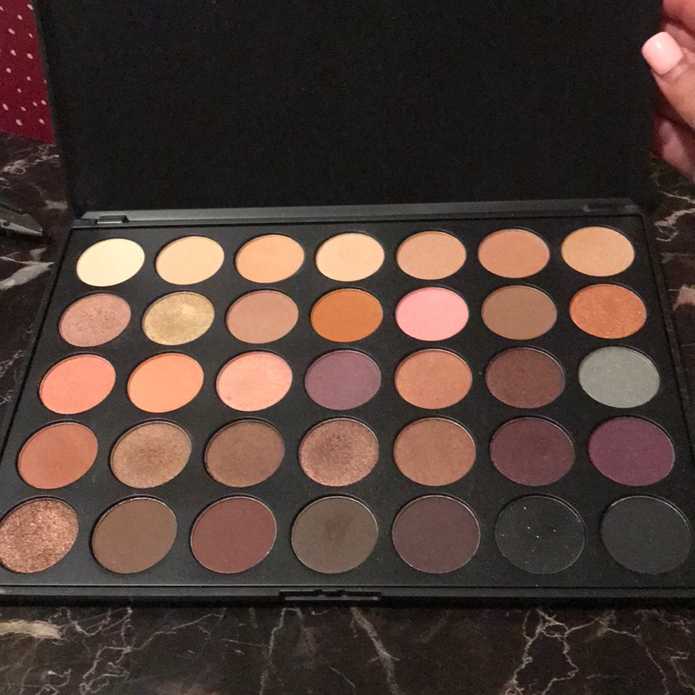 Morphe eyeshadow pallet